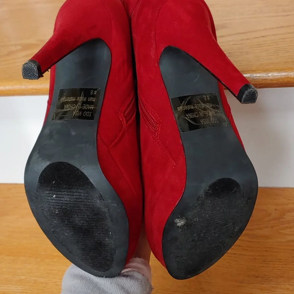 Heels - Picture 4 of 4